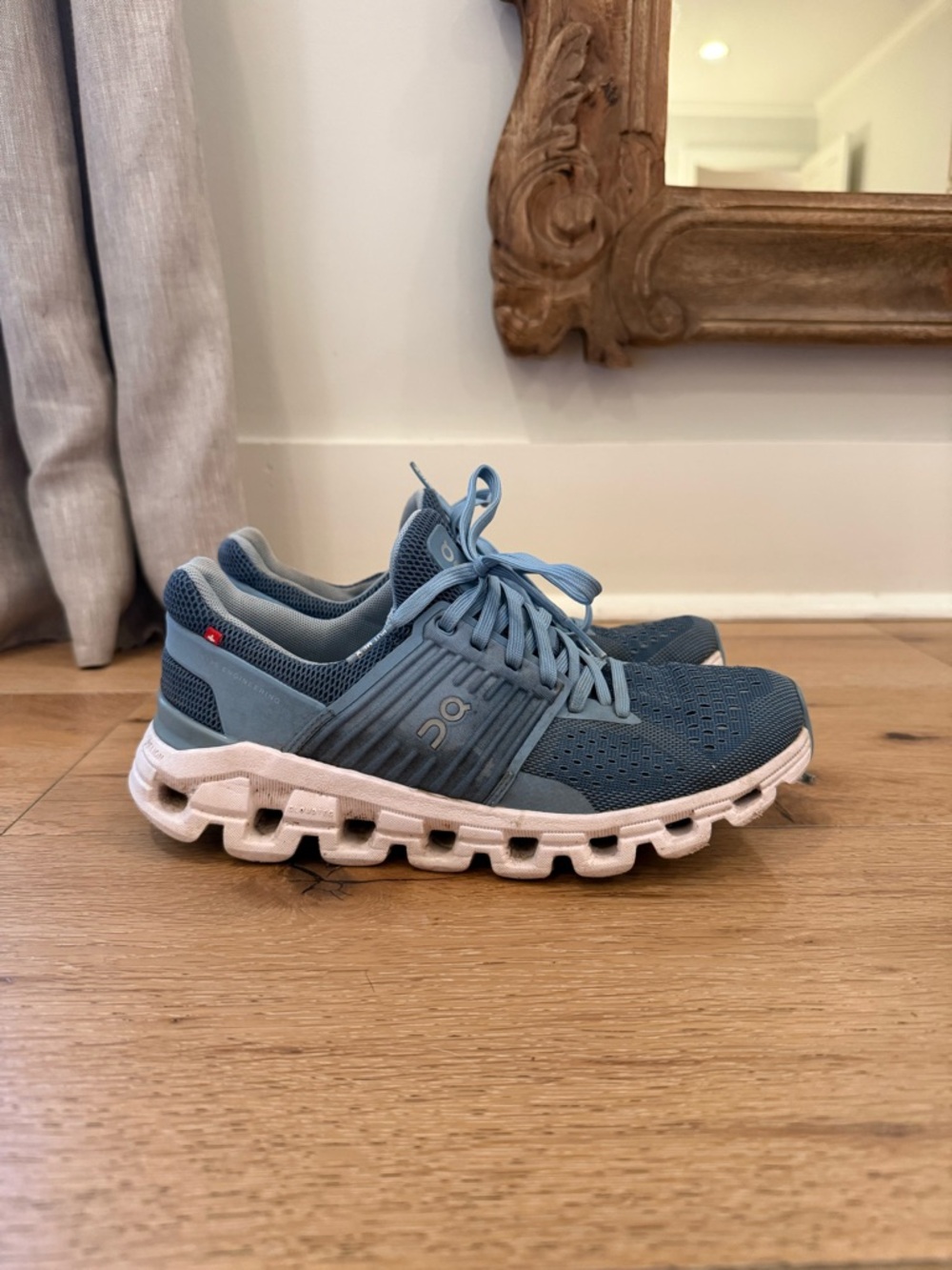 On Running- Cloudswift Women's Blue Athletic Shoes